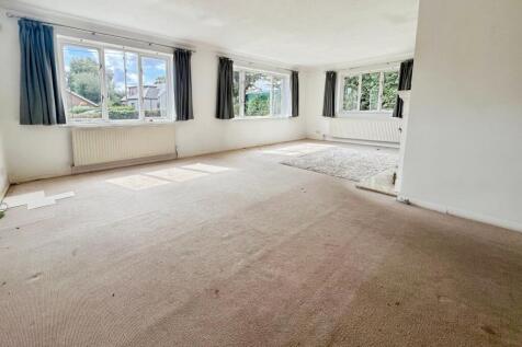 Warren Hill Road, Woodbridge photo 3