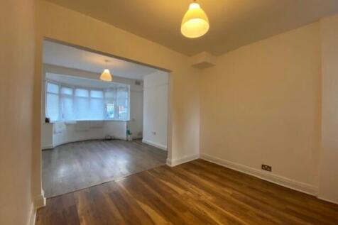 Brixham Crescent, Ruislip, Middlesex, HA4 photo 4