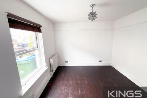 42 Earls Rd (1)lo...