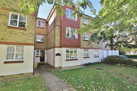Isleworth, TW7 - property photo