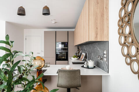 Hoxton House F9 - Low Res 21.jpg