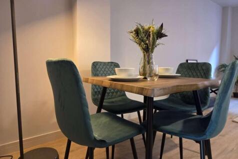 apt_4_20_westfield_terrace