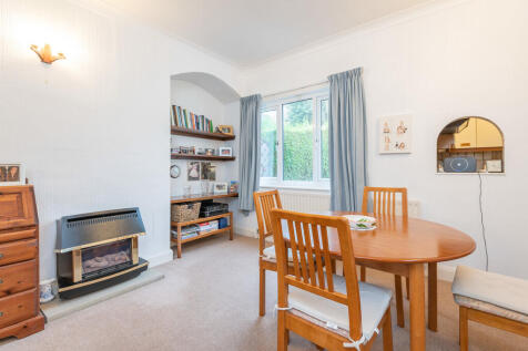 Central Avenue, Fartown photo 3