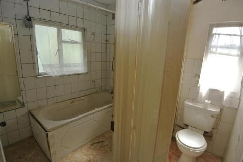 Bathroom &amp; WC.JPG