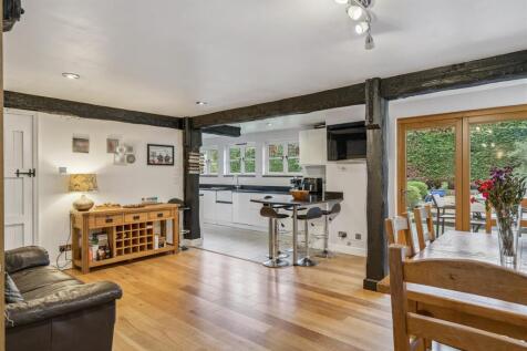 Family Room/Dining Room