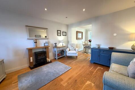 processed-8EB3C1D...