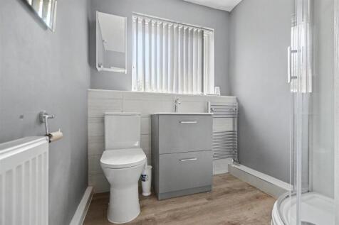 Shower Room_1.jpeg