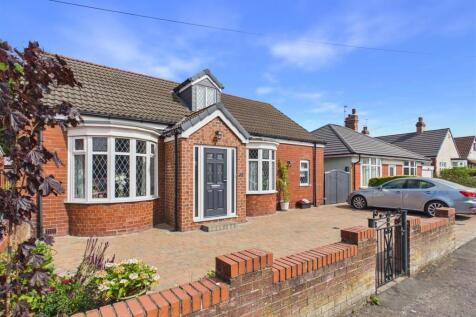 Golf Links Road - Main Photo