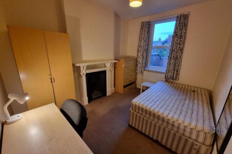 24 Aylesford Street, Leamington Spa photo 4