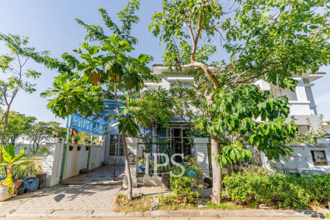 4 Bedroom Villa For Sale - Chip Mong Grand Phnom Penh, Kmuonh, Phnom Penh