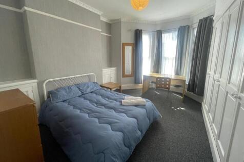 44 chaddlewood 4.jpg