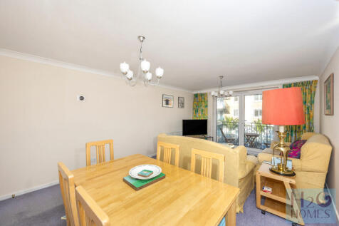 The Strand, Merto...