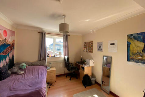 Student Property - Sirdar Road photo 4