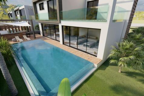 Luxury 3 Bedroom Villa Penthouse with High-Quality Interiors that perfectly suit their location Image 9999