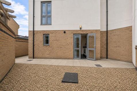 LOCAL AMENITIES
