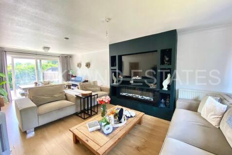 Hatfield Road, Potters Bar photo 3