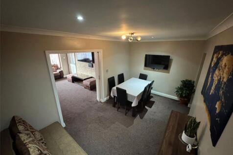 3 bed, 1 bath Terraced in Birmingham - Photo 9