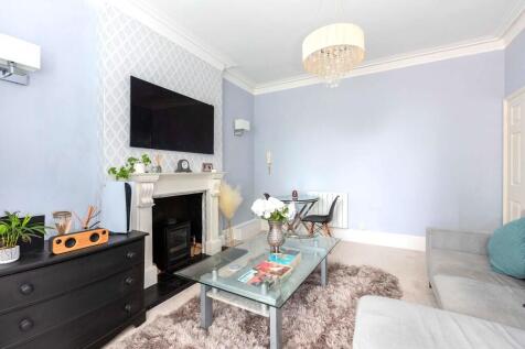 21A Cookham Road-...