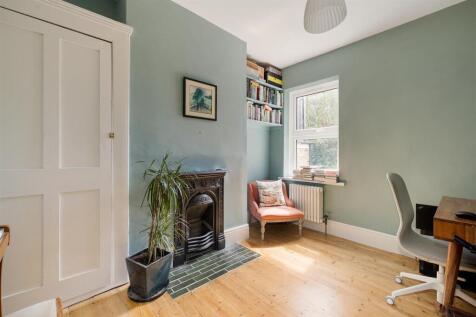 Trumpington Road, E7