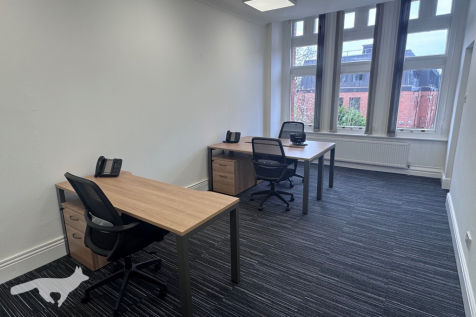 Office: 3 desks