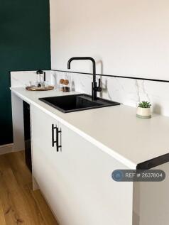 Bedroom 6 Kitchenette