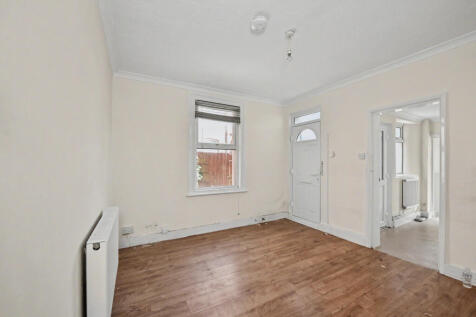 13A &amp; 13B Key Road, Clacton-on-Sea, Essex, CO15 3DA