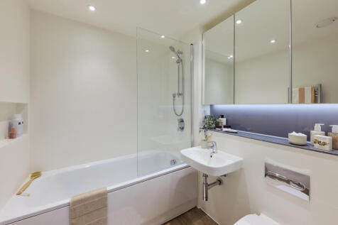 Angorfa (A02), Guildford Crescent, Cardiff photo 3