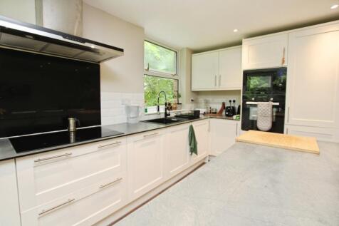 Westacre Close - Henbury photo 5