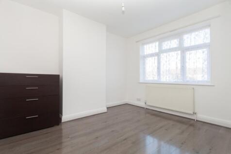 Sanderstead Road, London, E10 photo 4