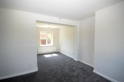 Athlone Place, Birtley photo 5