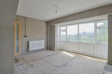 71 Wellington Flats, Salthouse Lane, Yeovil, BA20 1TY