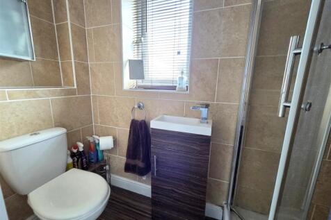 Ensuite Shower Room