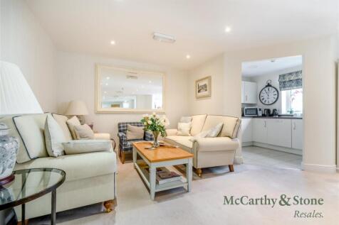 8703975-interior21.jpg