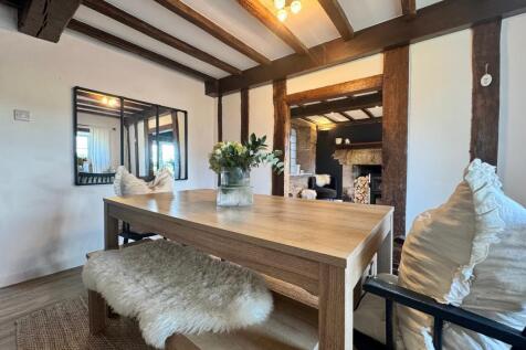 Dining room off sitting room