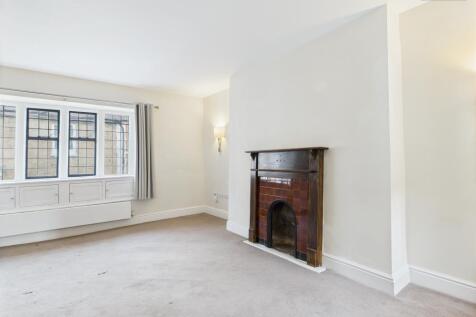 Kitchen/Living Area