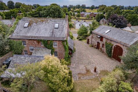 Gate Farm House