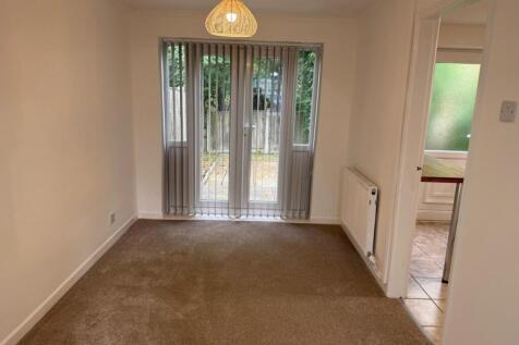 Monmouth Crescent, Lancashire photo 4