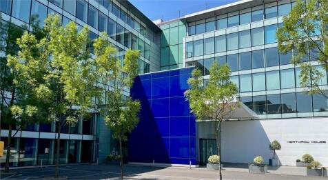 heathrow house photo.jpg