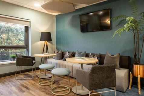 Serviced Office to rent Image 6