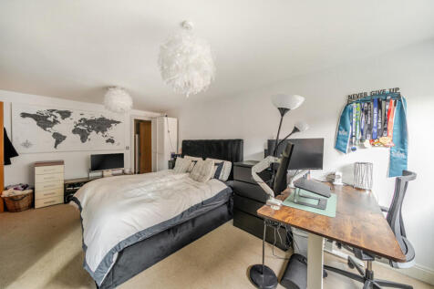 1374786-10-69049a...