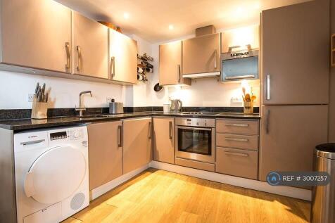 Living Room/Kitchen