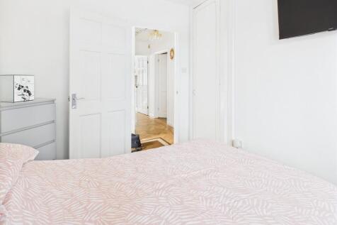 CAM05068G0-PR0042...