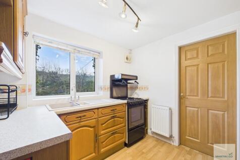 CAM03394G0-PR0415...