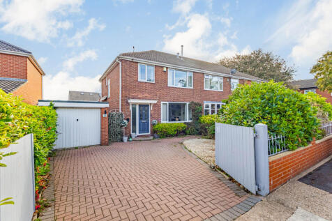3 Bedroom Semi Detached for Sale