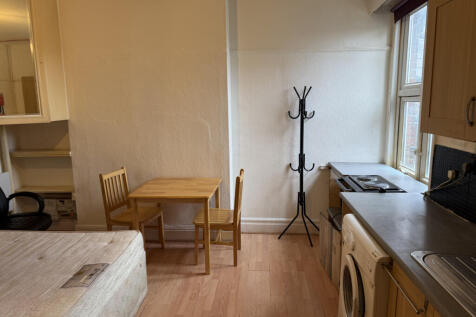 Large room with its own kitchen and shared bathro