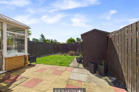 CAM02371G0-PR0088-STILL004.jpg