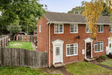 3 Bedroom Terraced in EX15 1LG