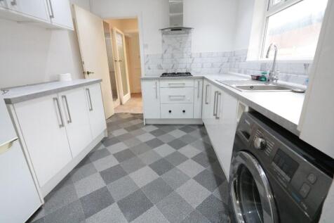 Brooklyn Avenue, Whalley Range, Manchester, M16 photo 4
