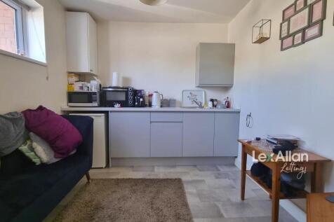 Swan House Cradley Heath 2.jpg