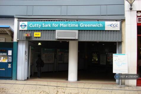 Few Mins Walk To Cutty Sark Dlr Station